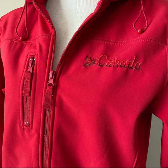 Red fleece lined rain jacket - Picture 3 of 9